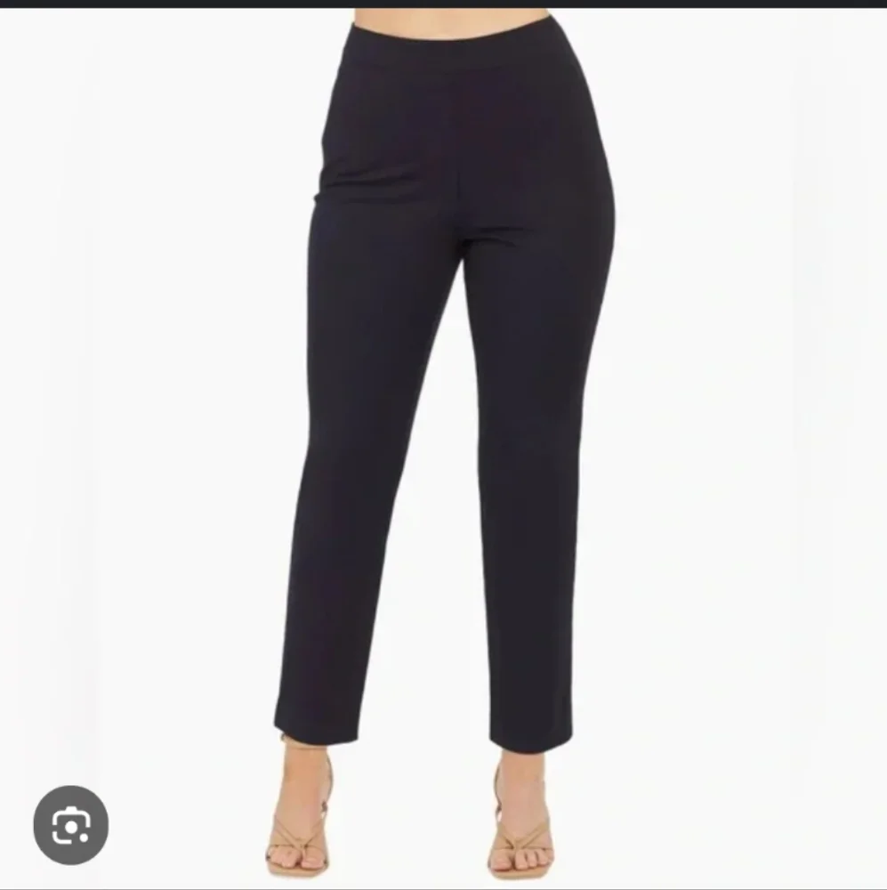 Spanx Ankle Slim Pull On Pants